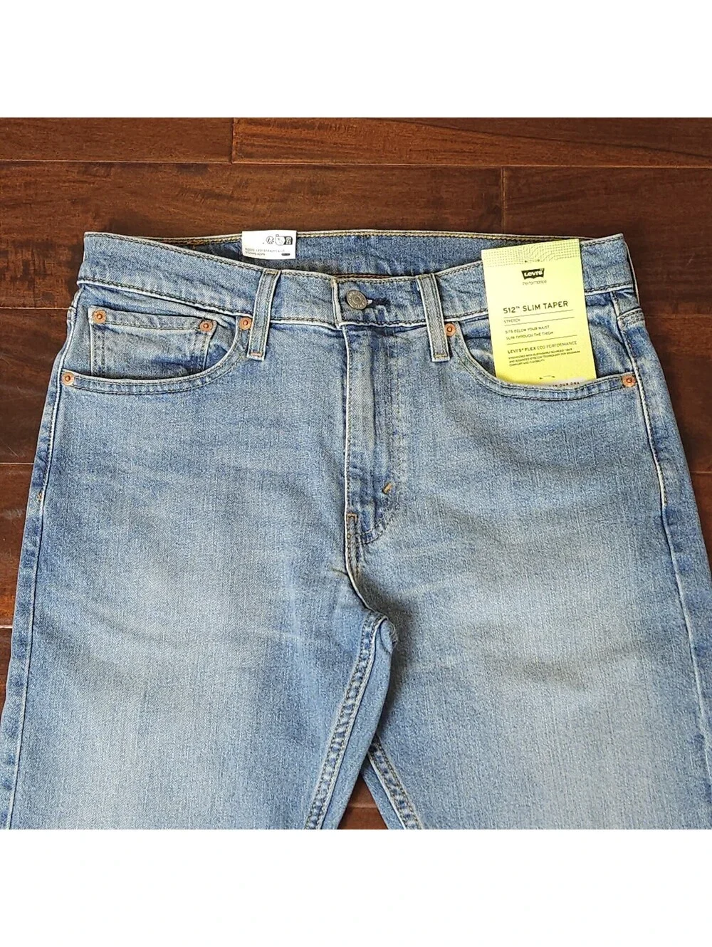 NWT LEVI’S Performance 512 Slim Taper Stretch Jeans Men Size W32 L30